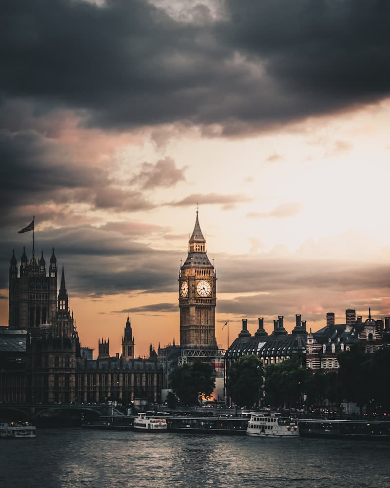 Big Ben și Parlamentul